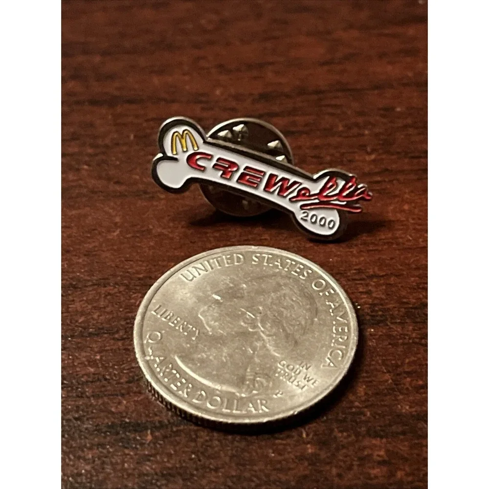McDonald's 2000 Crewella Dog Bone 102 Dalmatians Disney Employee Lapel‎ Hat Pin